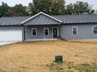 12732 E Hirth Ln, Springville, IN 47462