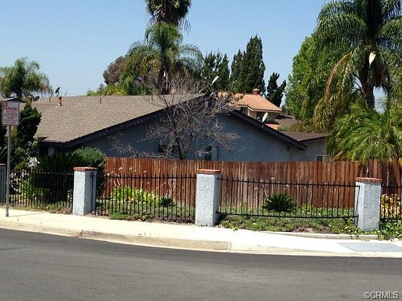 2nd image of 609 Camaritas Dr