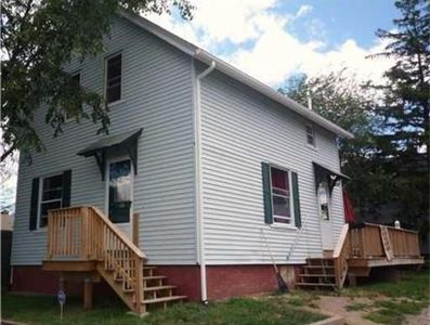 43 Ophelia St, Providence, RI, 02909