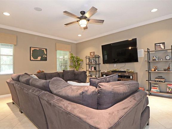 5th image of 269 Terracina Dr