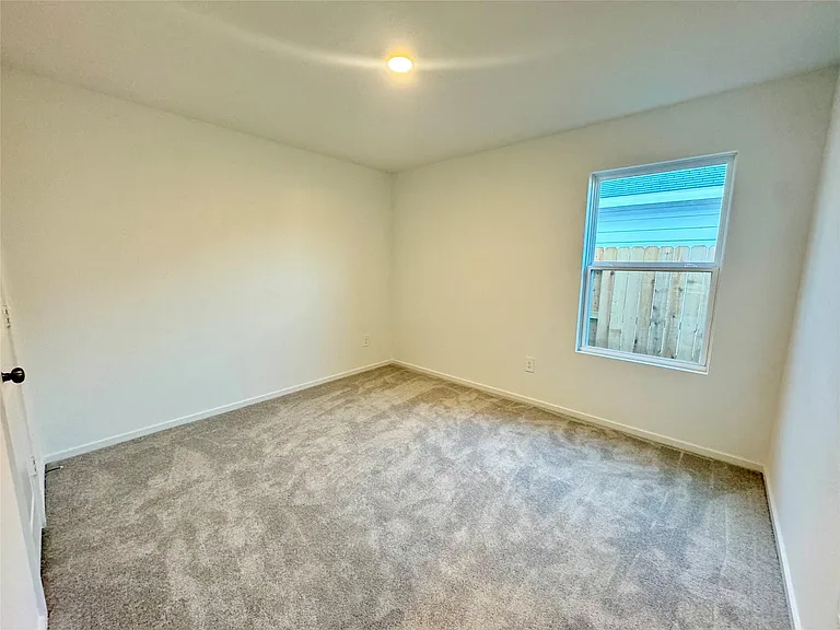 22784 Hackberry Leaf Dr — Photo 7