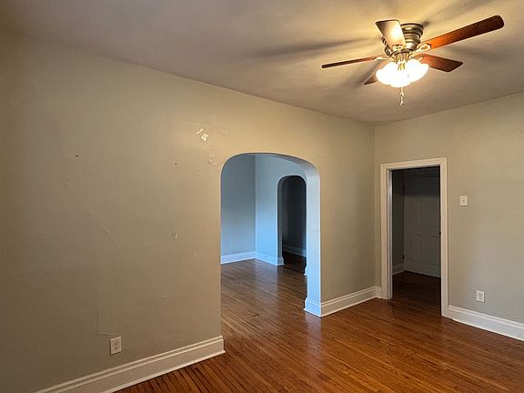 3rd image of 6225 Victoria Ave #2F