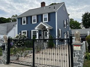 102 Roanoke St, Providence, RI 02908