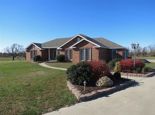 4419 S 146th Rd, Bolivar, MO 65613