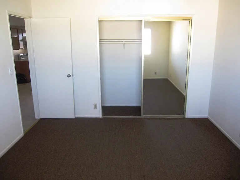 13415 Kornblum Ave #3 — Photo 14