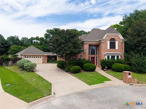 2nd image of 5303 Winrock Cir