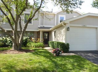 27W310 Providence Ln, Winfield, IL 60190