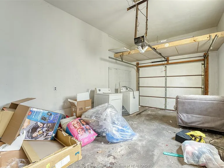 1243 Westcott Rd — Photo 26