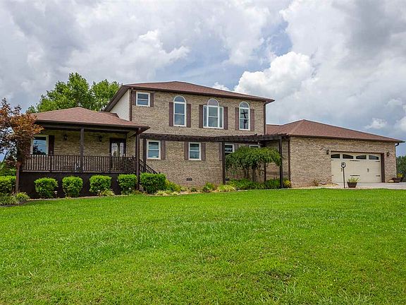 3rd image of 214 Florence Cir