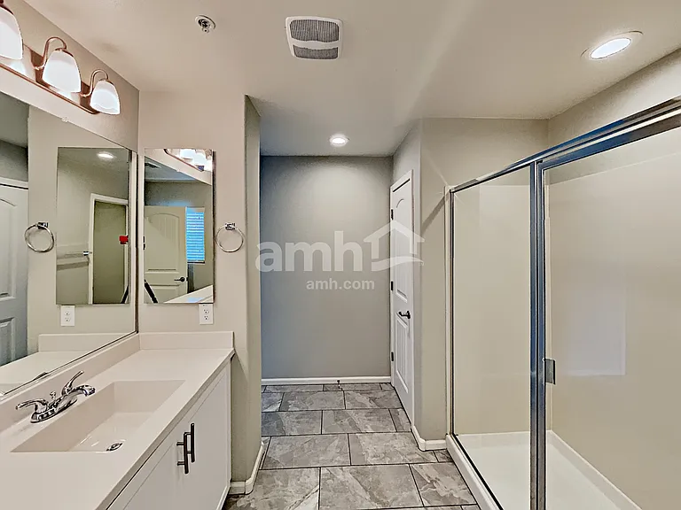 20734 W Stone Hill Rd — Photo 11