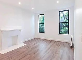 165 Howard Ave APT 2L, Brooklyn, NY 11233