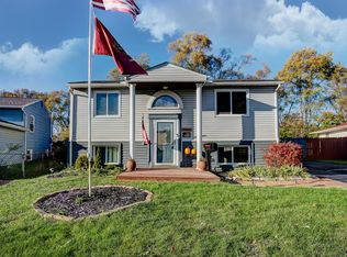 734 Amwell Rd N, Columbus, OH 43207