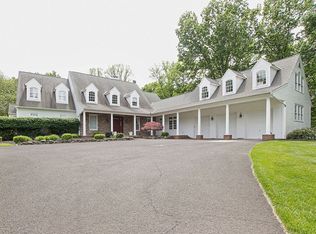 17 Wolfe Run Ct, Long Valley, NJ 07853