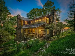 50 Mountain Top Ln #904 & 905, Mars Hill, NC 28754