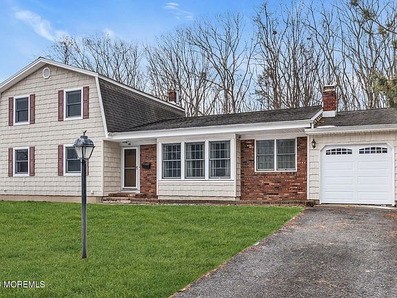 2nd image of 48 Newbury Road