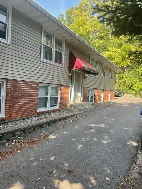 429 Grand Ave #1