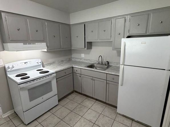 707 E Mount Hope Ave APT 3