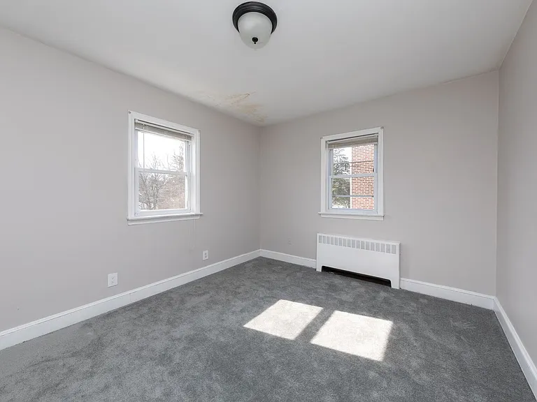 5 W Chester Pike — Photo 18