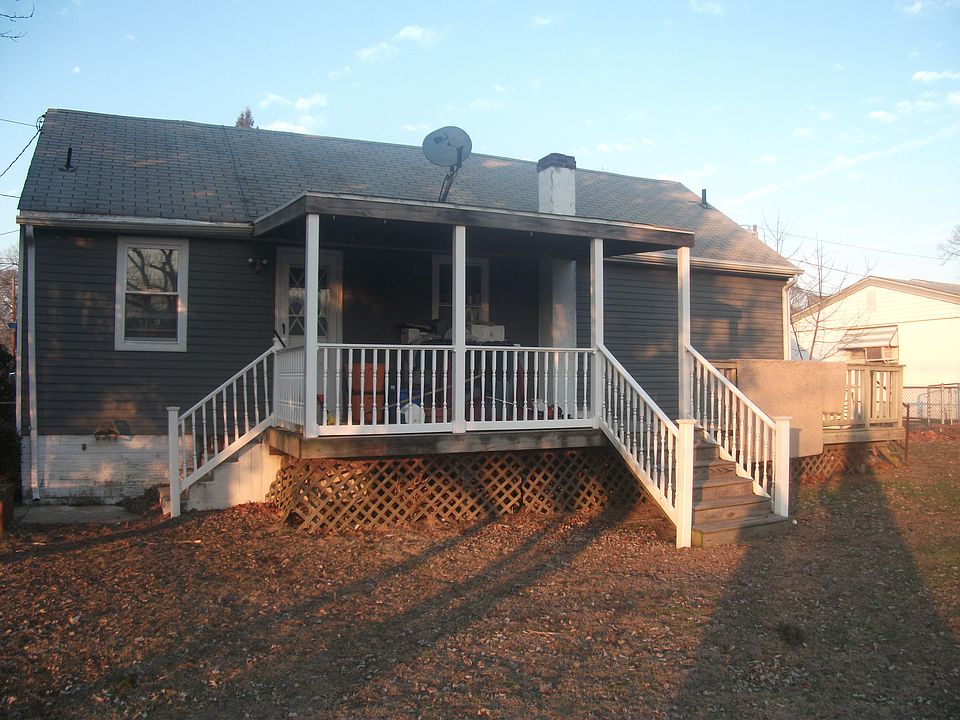Backyard - Deck