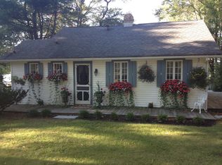 203 Deepwood Dr, Amston, CT 06231