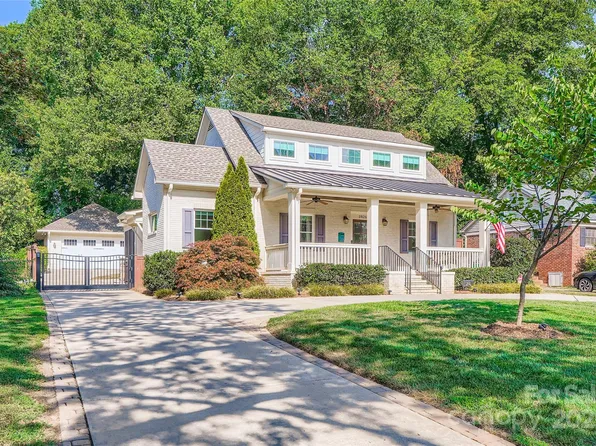 3826 Haven Dr, Charlotte, NC 28209