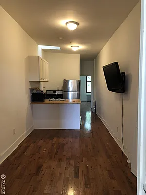 Rented by Oxford Property Group | media 30