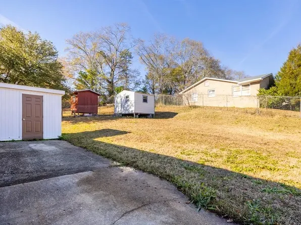700 Idle Hour Dr, Phenix City, AL 36867