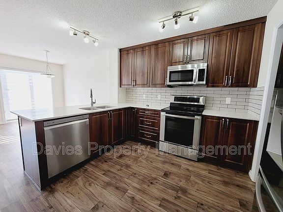 3rd image of 20633 94a Ave NW