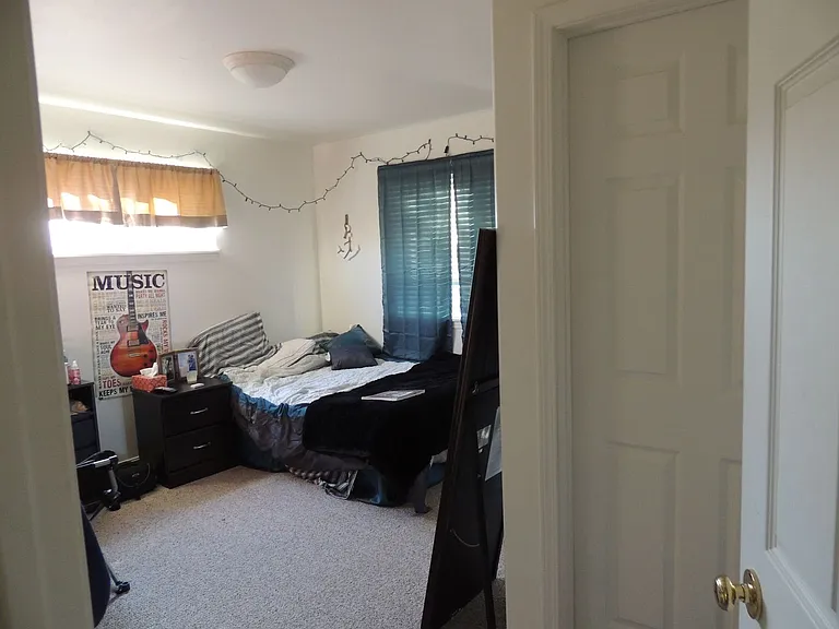 3301 Laredo Dr #B — Photo 12