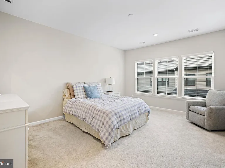 22255 Sims Ter — Photo 19