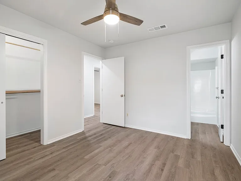 Skyline Duplexes — Photo 9