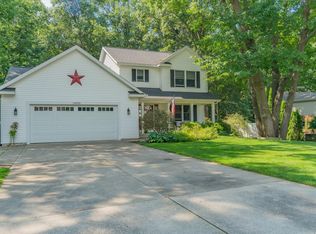 14856 Woodside Trl, Grand Haven, MI 49417