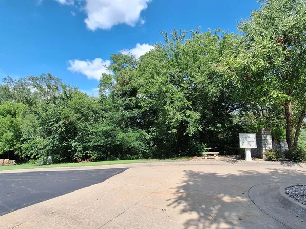 0 SW Cottonwood Cir, Topeka, KS 66614