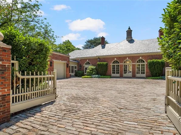 251 George St, Providence, RI 02906