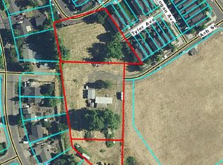 209 Snowy Butte Rd, Central Pt, OR 97502