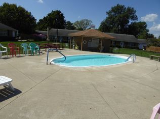 13 E Cresthill Dr #30, Terre Haute, IN 47802