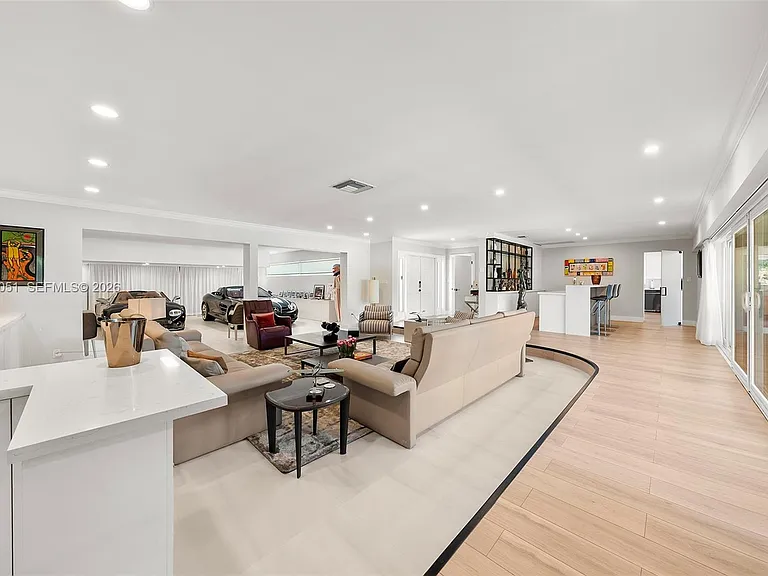 424 Alamanda Dr — Photo 13
