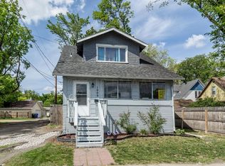 1009 8th Ave S, Fargo, ND 58103