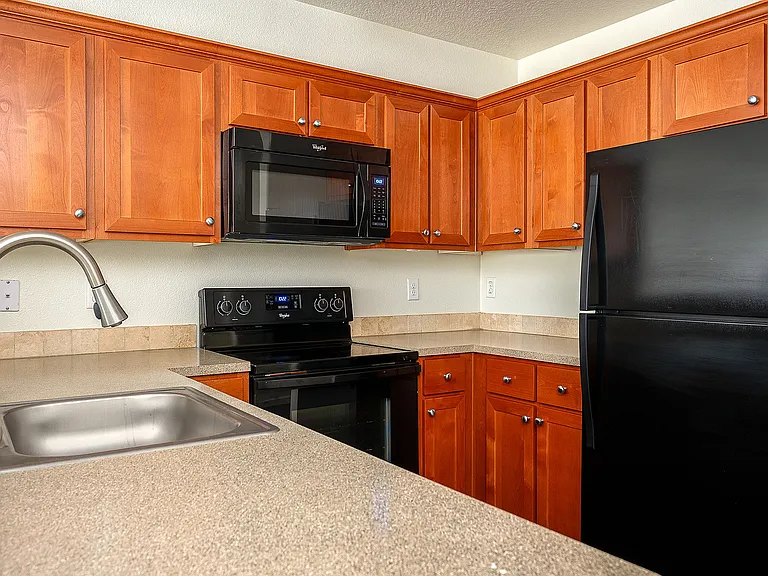 Fairview Court Townhomes — Photo 6