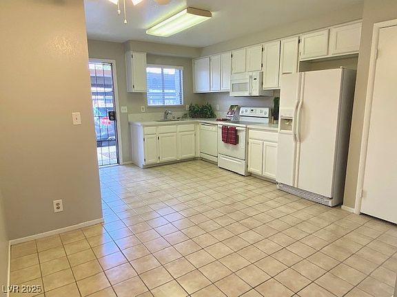 3rd image of 4242 Mississippi Ave