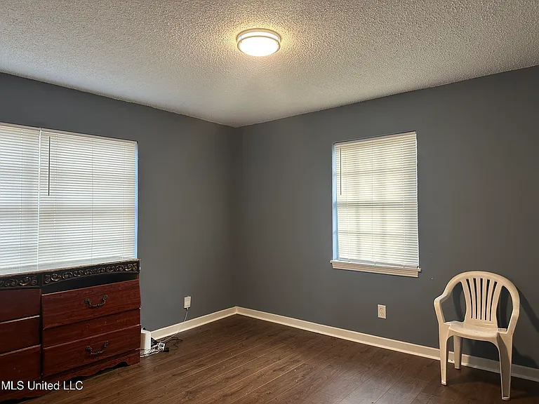 1156 Garden Park Dr — Photo 22