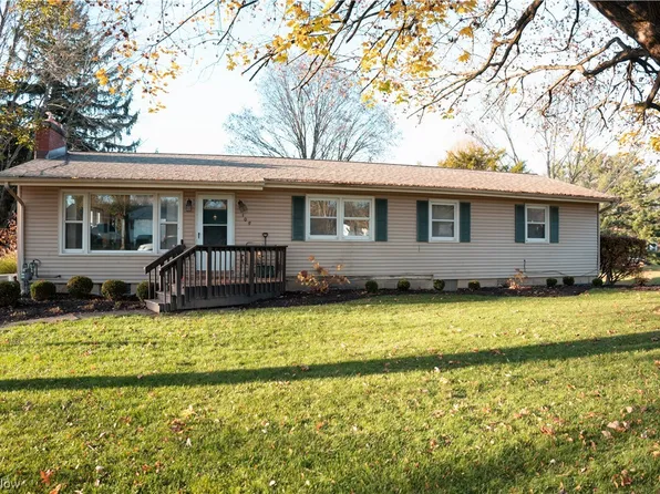109 Grove St, Lodi, OH 44254