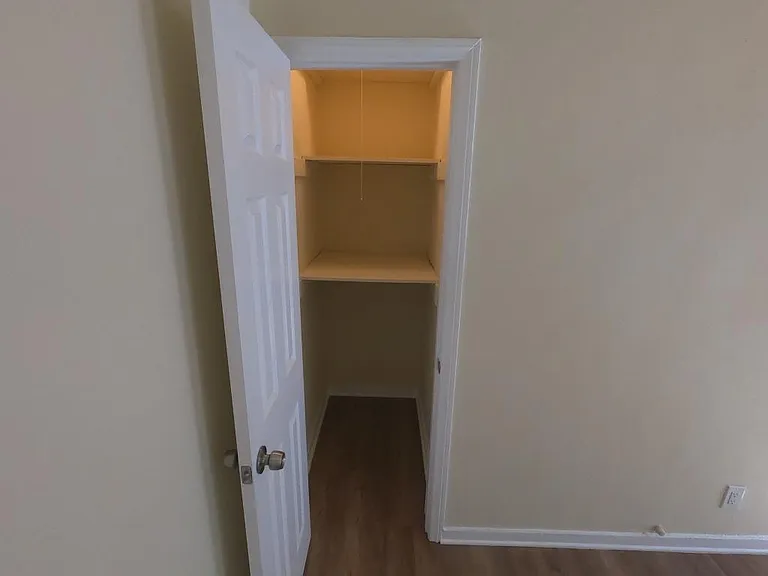 140 Carr Dr #7 — Photo 20