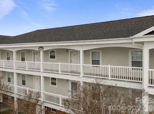 9285 Meadow Vista Rd, Charlotte, NC 28213