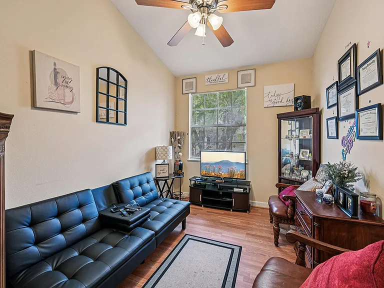 3044 SW Savona Blvd — Photo 21
