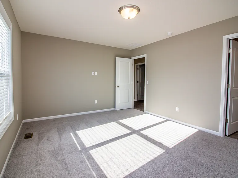 14387 Rimini Cv — Photo 20