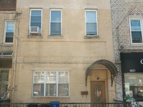 6811 13th Ave, Brooklyn, NY 11219