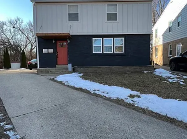 8309-8311 W Dana St, Milwaukee, WI 53214
