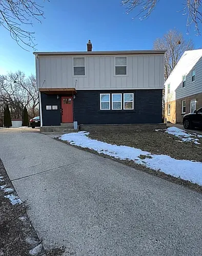 8309-8311 W Dana St Photo 1