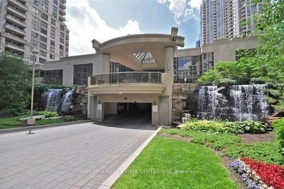 2 bed, $2,300 — Photo 3